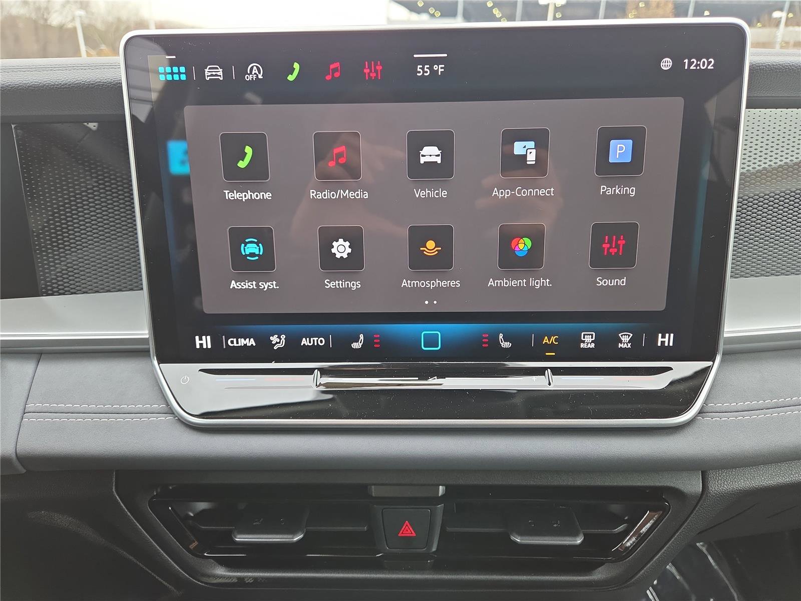 New 2026 Volkswagen Tiguan SE image 20