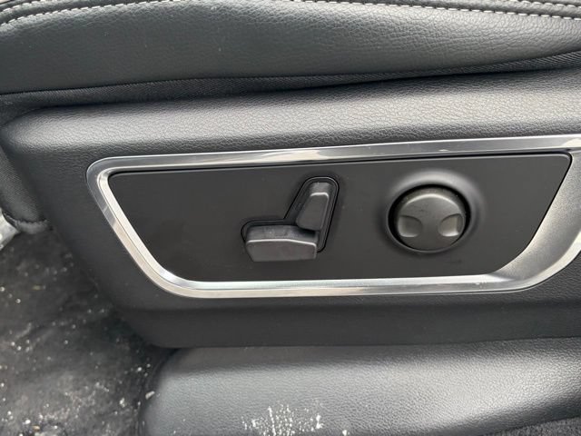 New 2026 RAM 1500 Laramie w/ Night Edition AWD/4WD image 17