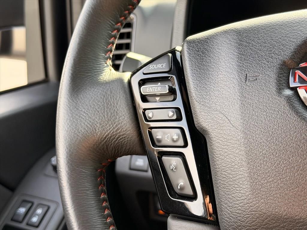 Used 2024 Nissan Frontier Pro-X w/ Technology Package image 17