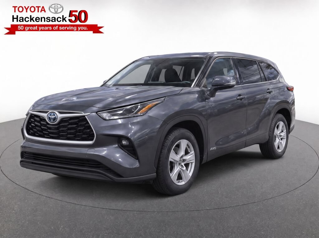 Used 2023 Toyota Highlander LE AWD/4WD image 38