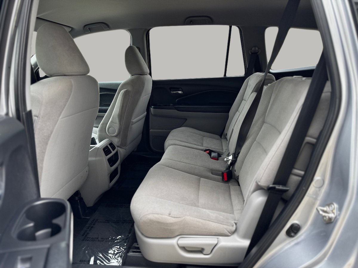 Used 2019 Honda Pilot LX image 15