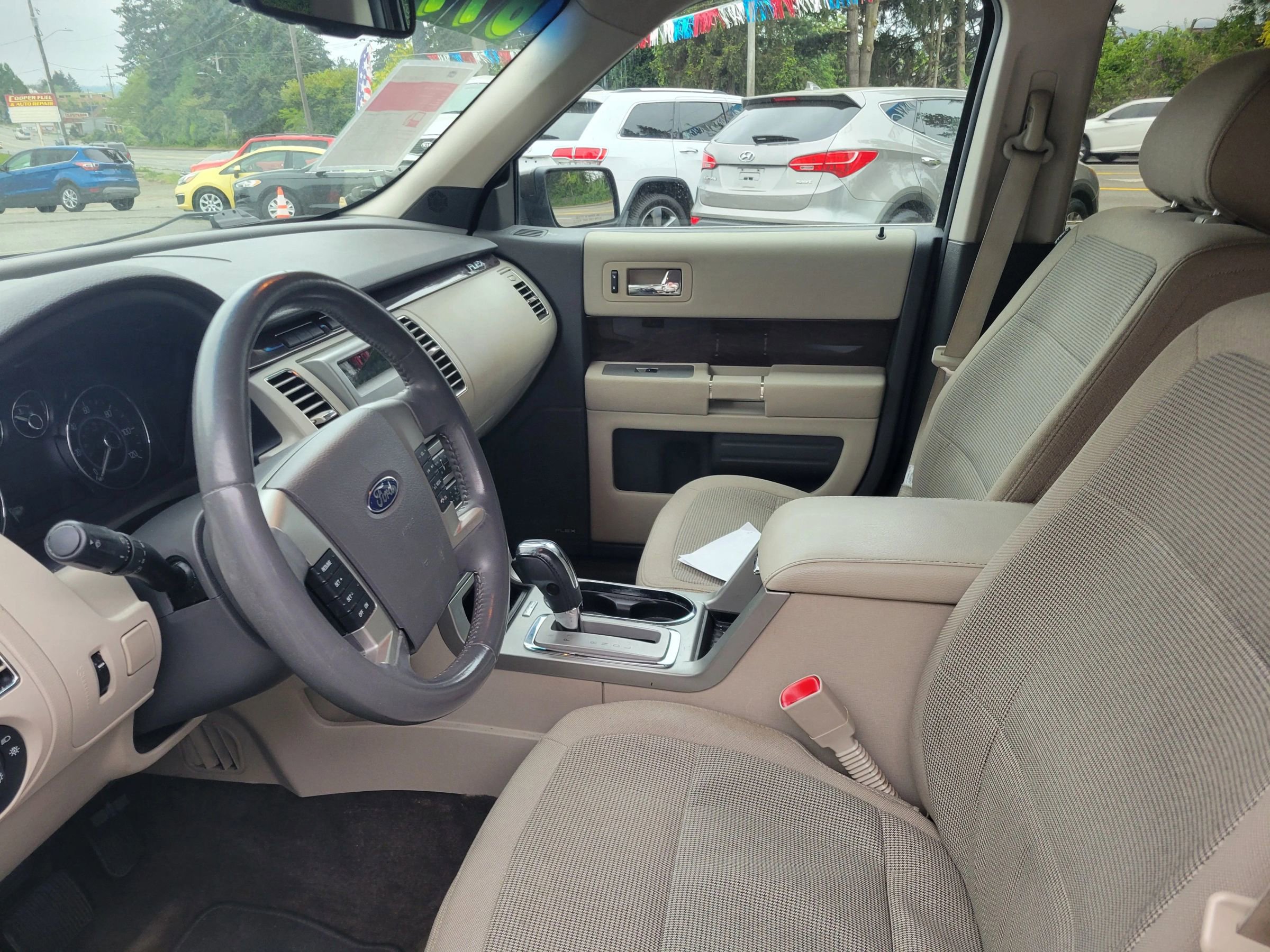 Used 2011 Ford Flex SEL FWD image 15