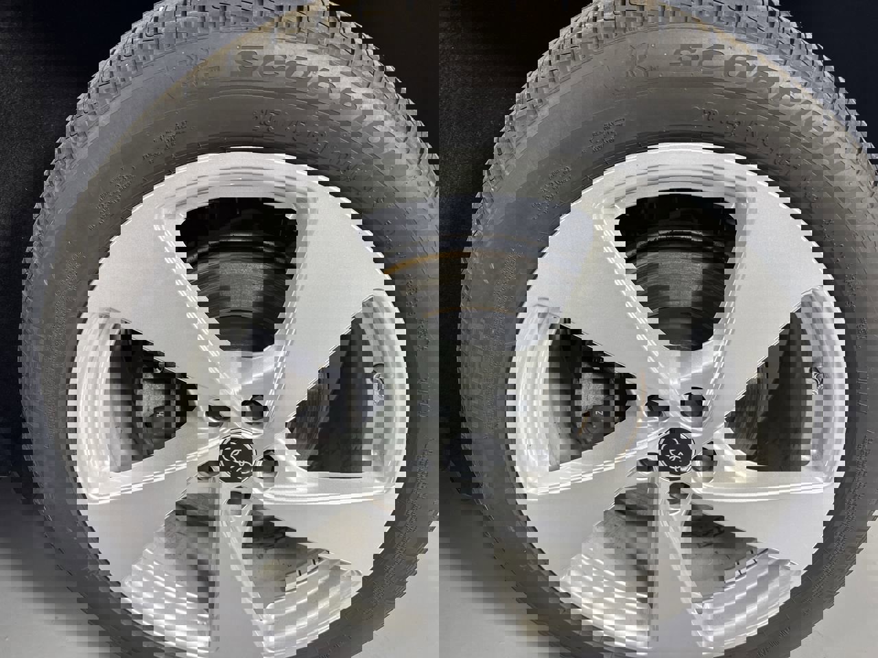 Used 2025 Audi Q5 Premium Plus w/ Premium Plus image 8