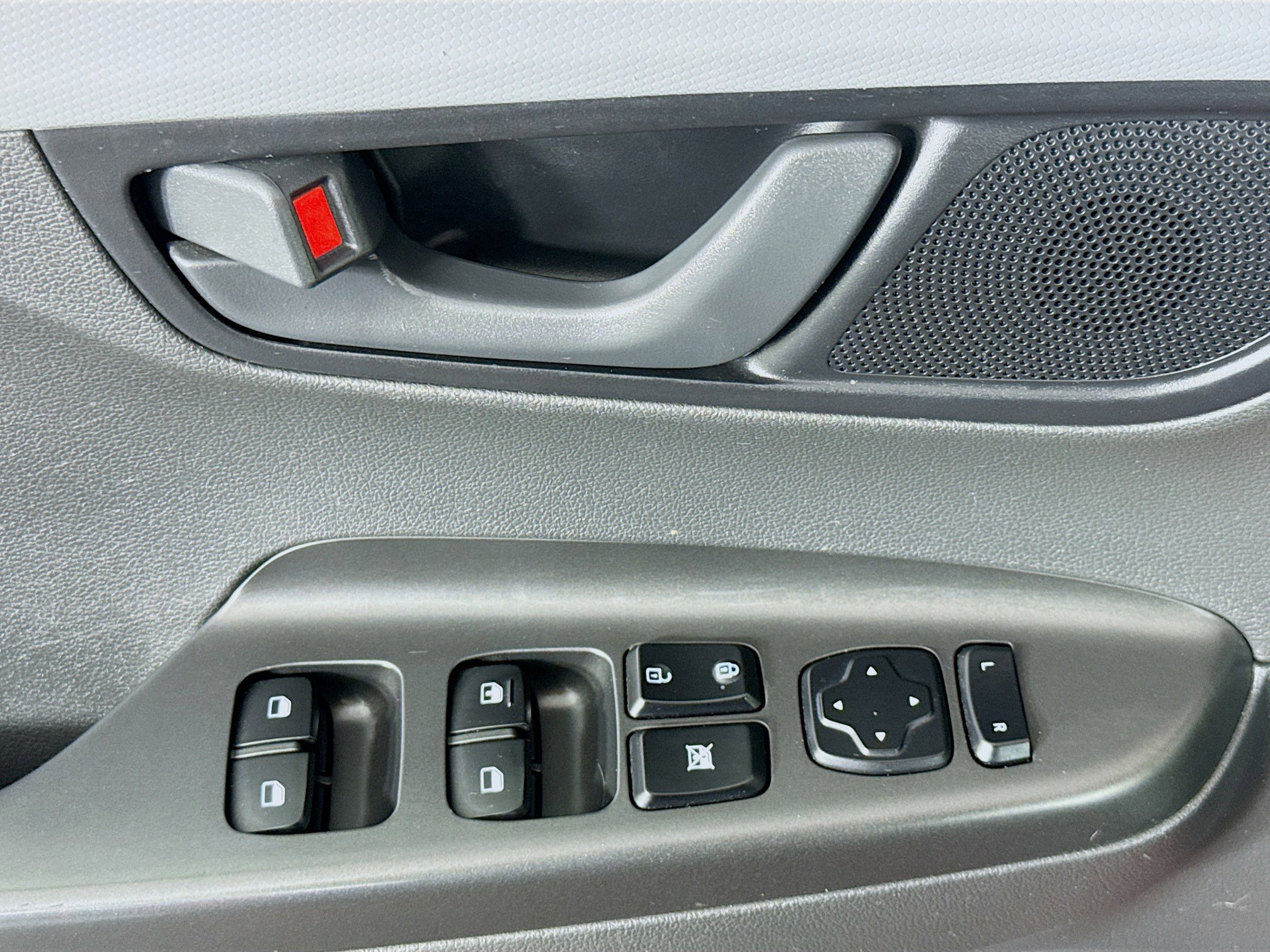 Used 2020 Hyundai Kona SE image 22