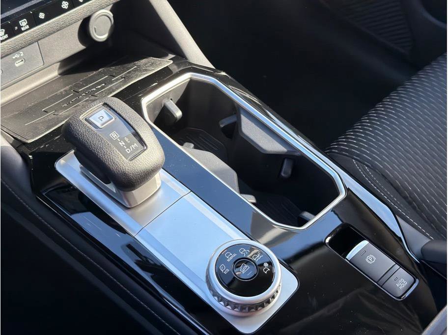 New 2026 Mitsubishi Outlander ES FWD image 12