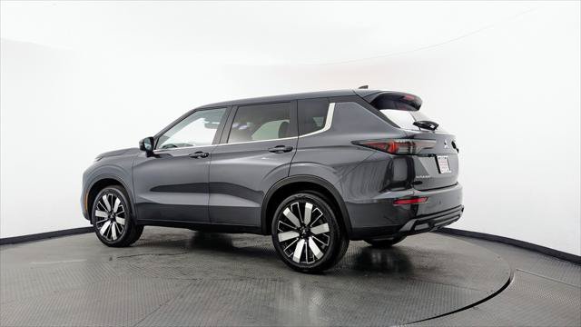 Used 2025 Mitsubishi Outlander SE AWD/4WD image 6