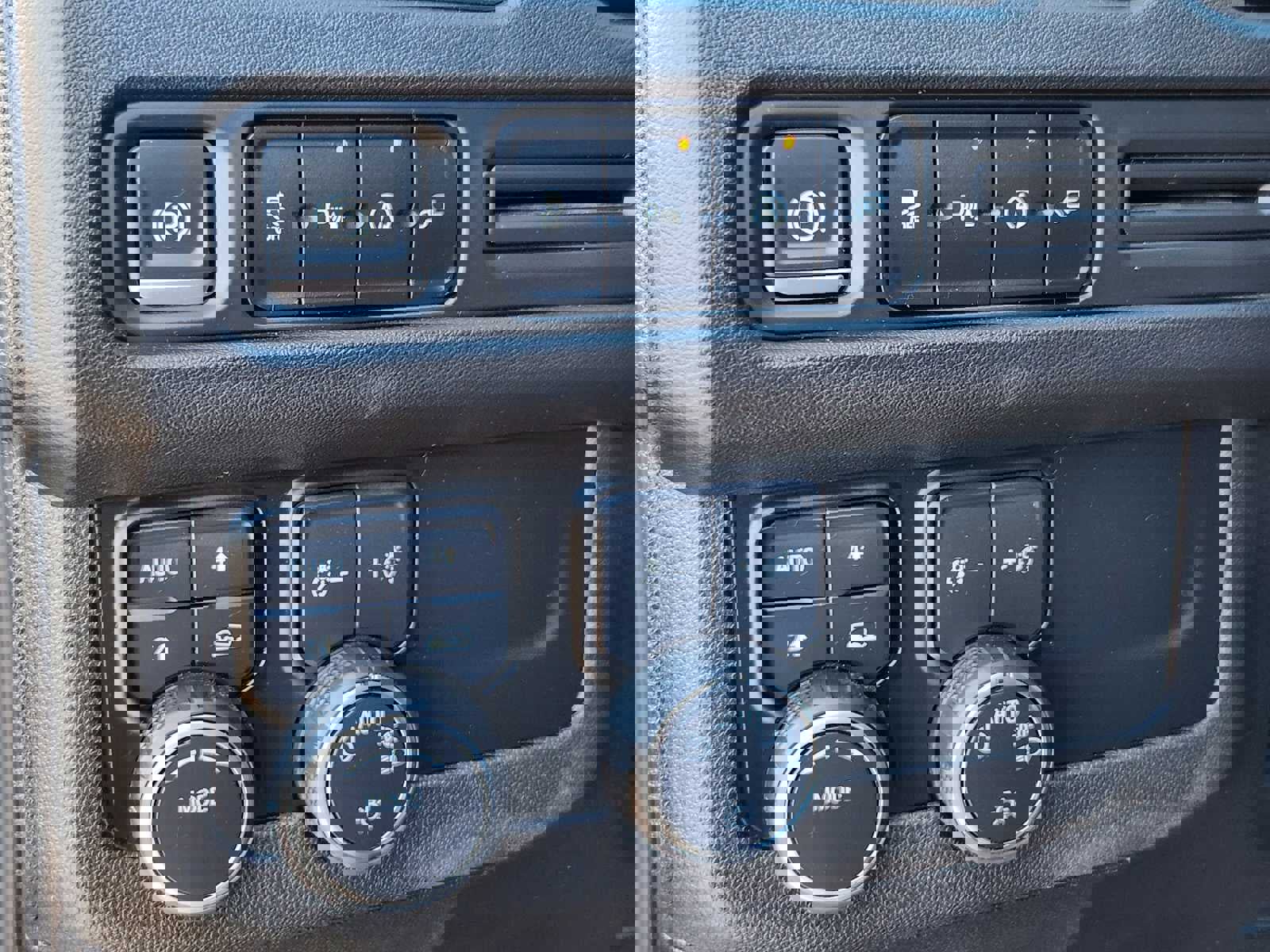 Used 2021 Chevrolet Tahoe LT image 18