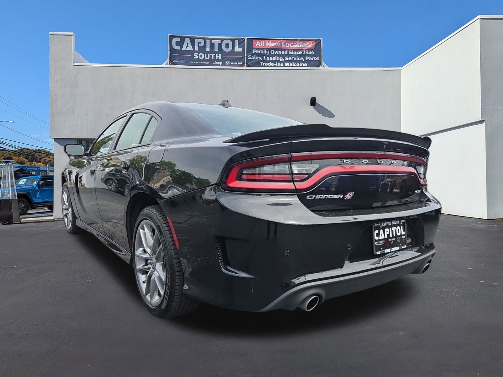 Used 2023 Dodge Charger GT image 9
