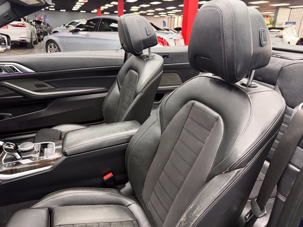 Used 2023 BMW M440i Convertible w/ Premium Package RWD image 34