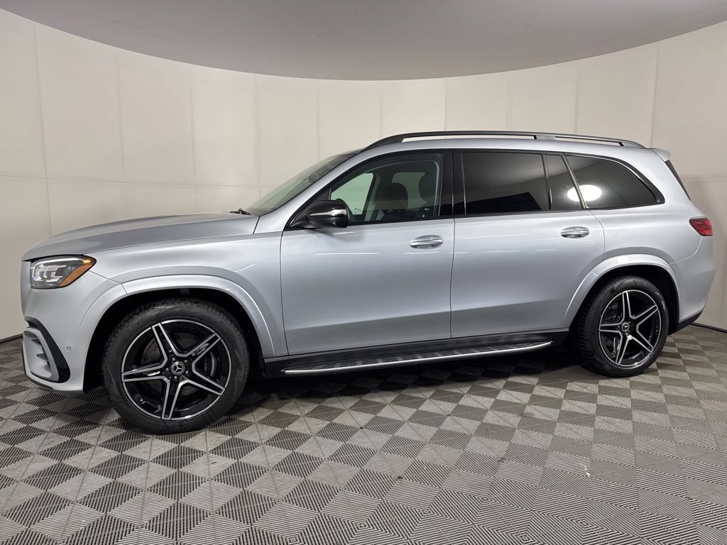 New 2026 Mercedes-Benz GLS 450 4MATIC image 1