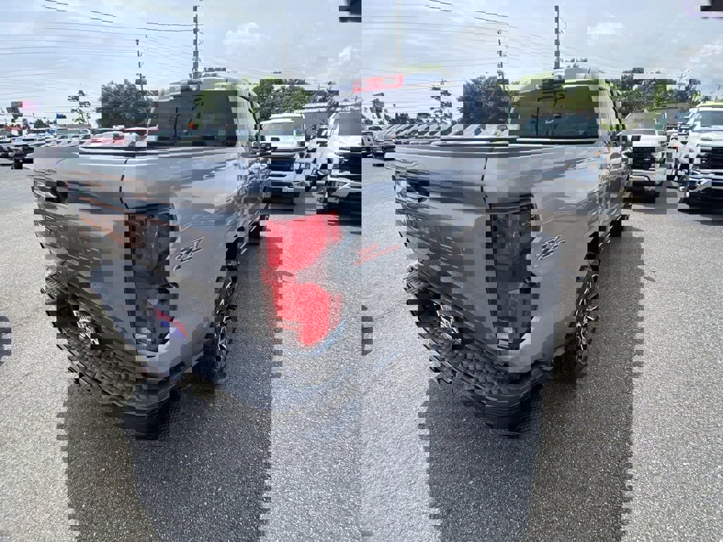 New 2025 Chevrolet Colorado Z71 image 5