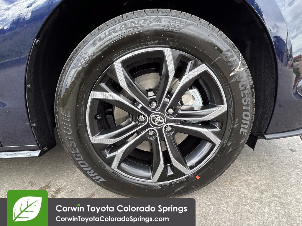 New 2026 Toyota Sienna Platinum AWD/4WD image 29