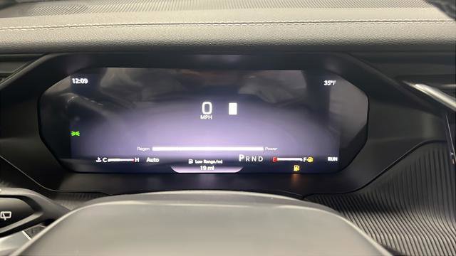 New 2026 Jeep Cherokee Overland w/ Trailer Tow Group image 16