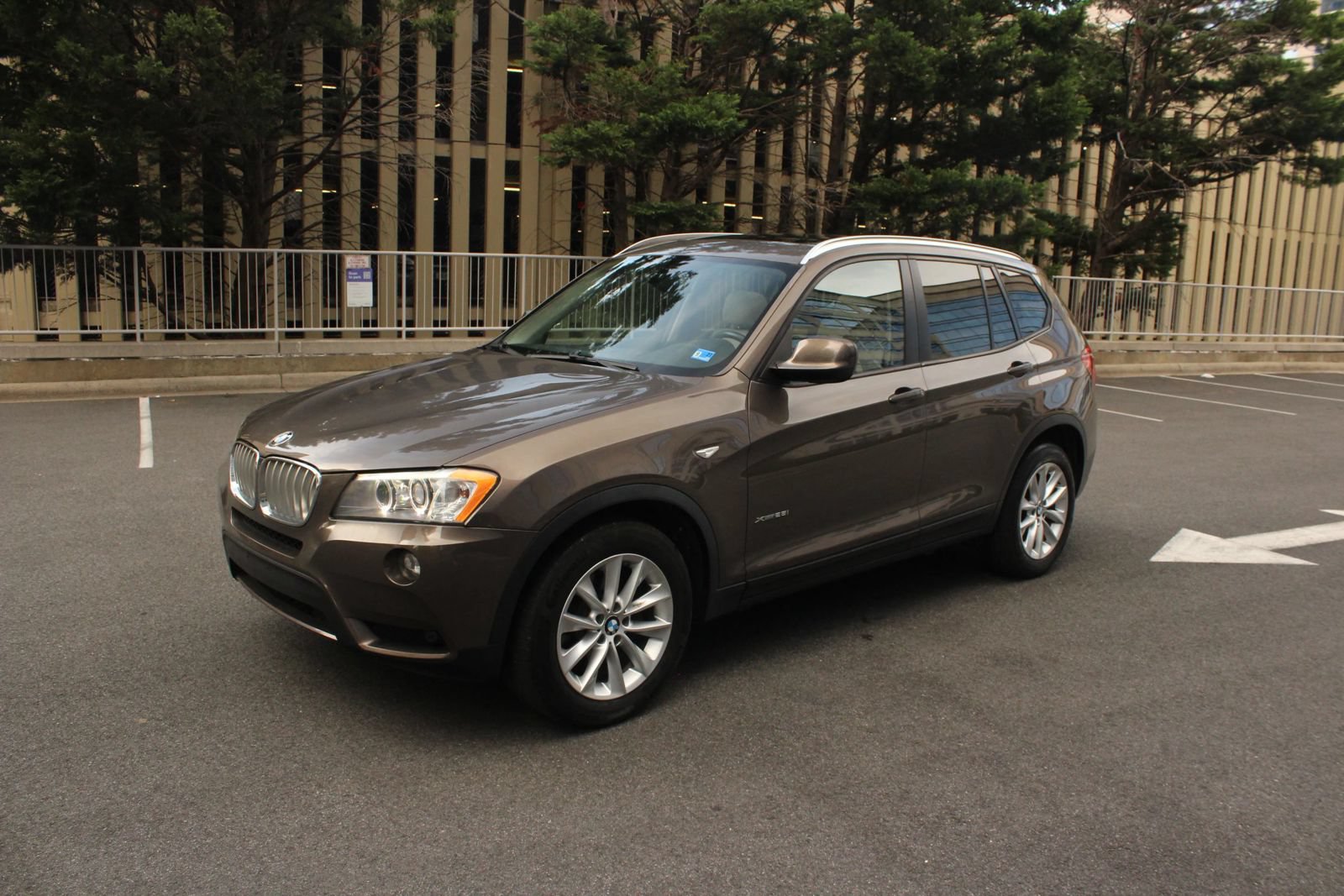 Used 2013 BMW X3 xDrive28i w/ Premium Pkg AWD/4WD image 12