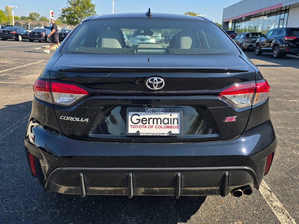 Used 2024 Toyota Corolla SE w/ SE Premium Package FWD image 7