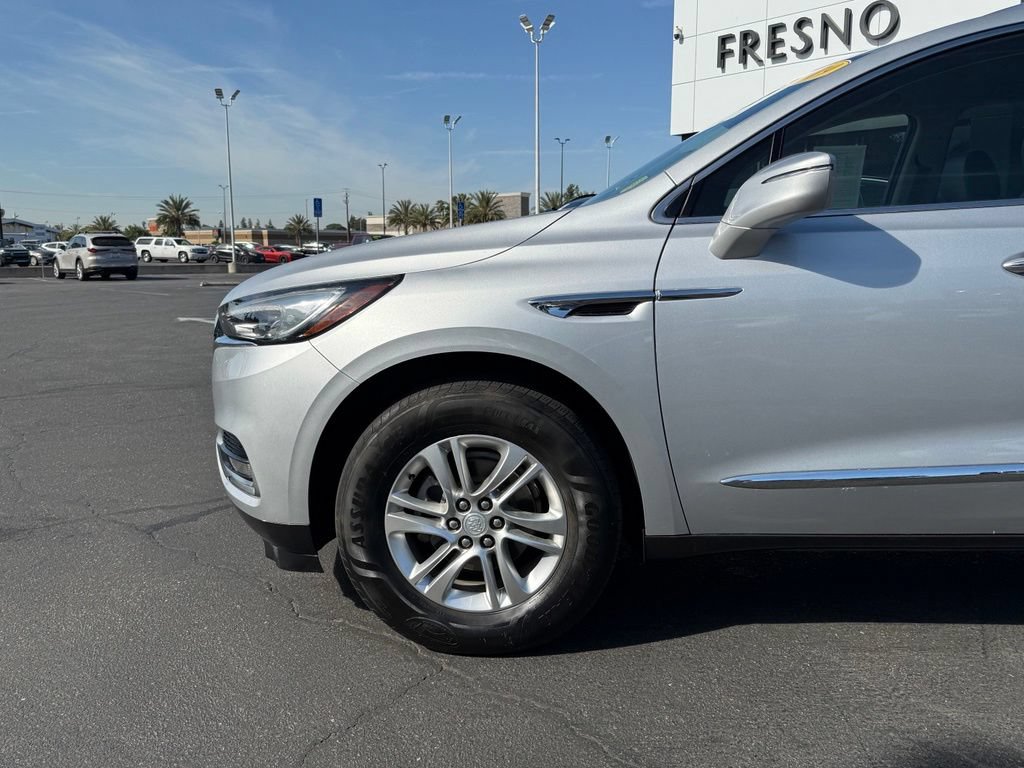 Used 2019 Buick Enclave Essence FWD image 6
