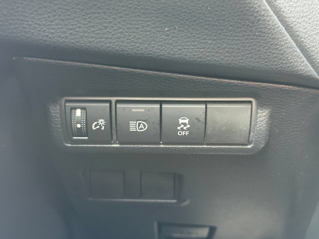 Certified 2026 Toyota Corolla Cross LE FWD image 36