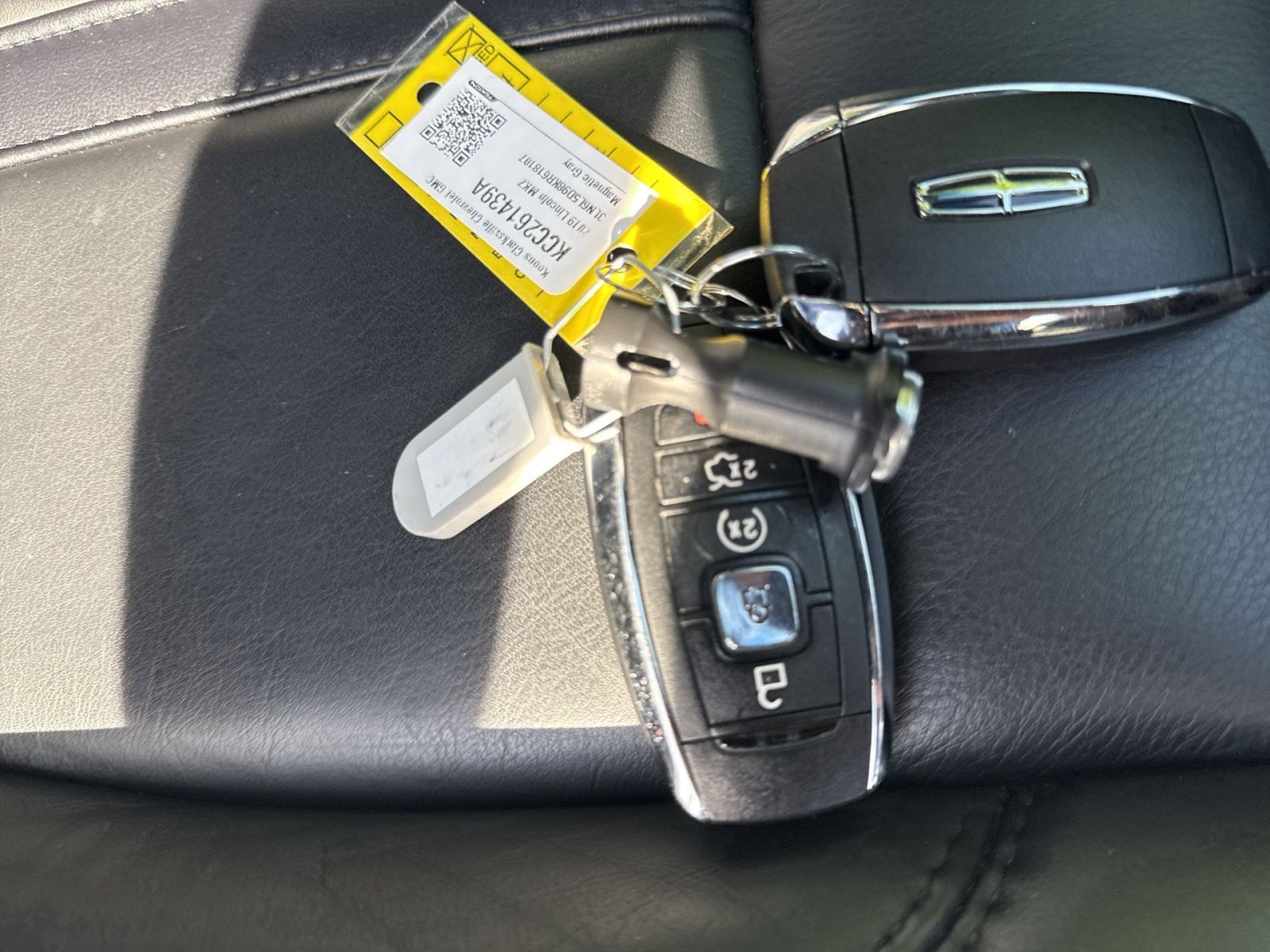 Used 2019 Lincoln MKZ Reserve w/ Reserve Plus Package AWD/4WD image 26