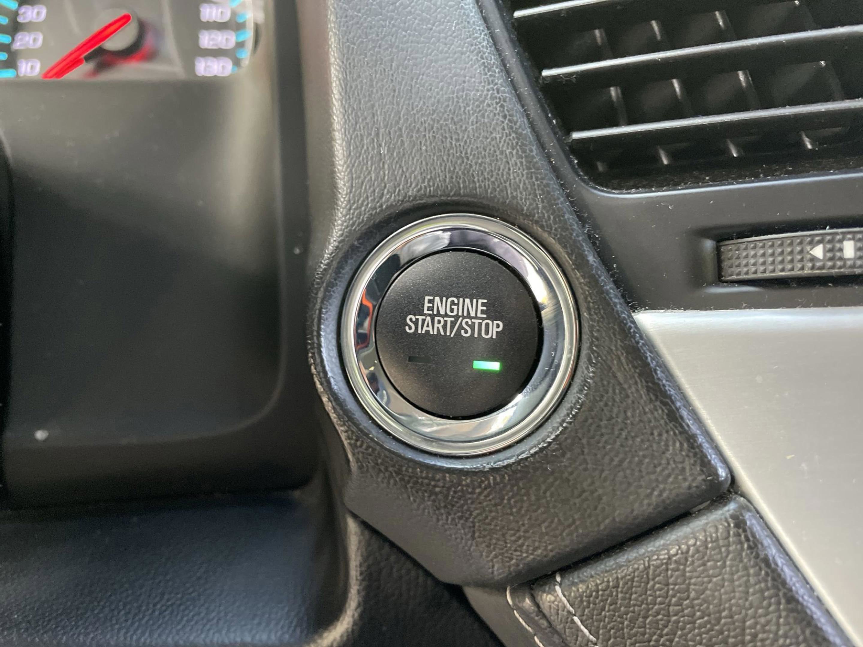 Used 2019 GMC Yukon SLT image 30