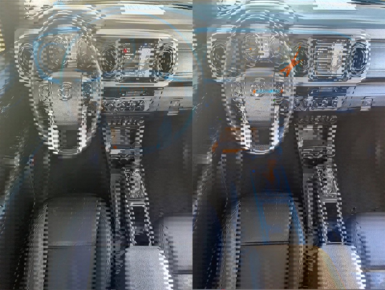 Used 2021 Toyota Tacoma Limited image 10