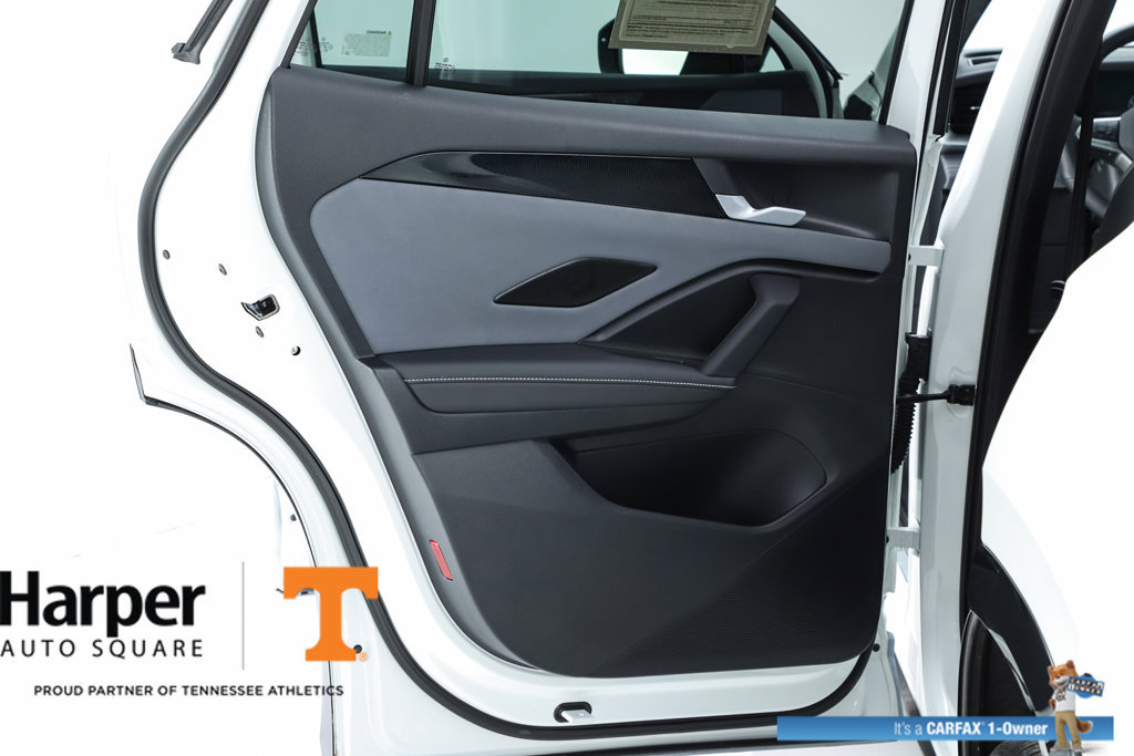 New 2025 Volkswagen Tiguan SE R-Line AWD/4WD image 17