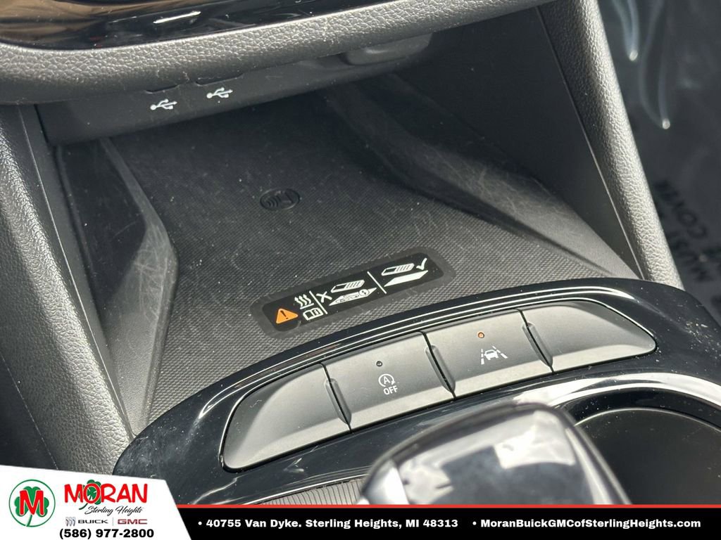 Used 2024 Buick Envista Sport Touring w/ Convenience I Package FWD image 28
