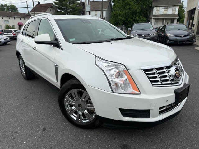 Used 2016 Cadillac SRX Luxury w/ Driver Awareness Package FWD image 2