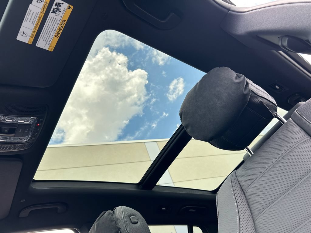 New 2026 Mercedes-Benz GLS 450 4MATIC image 24