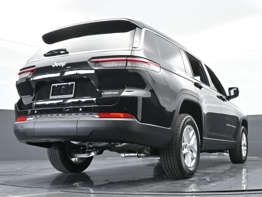 Used 2024 Jeep Grand Cherokee L Laredo w/ Luxury Tech Group I image 47