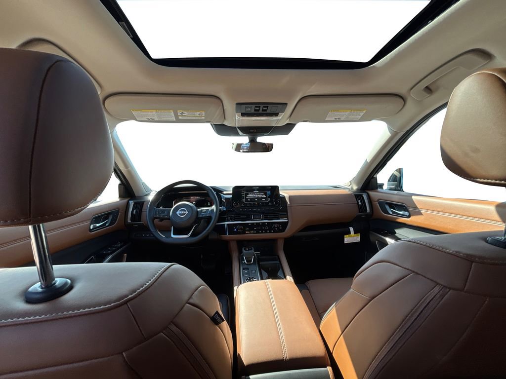 New 2025 Nissan Pathfinder Platinum w/ Cargo Package image 19