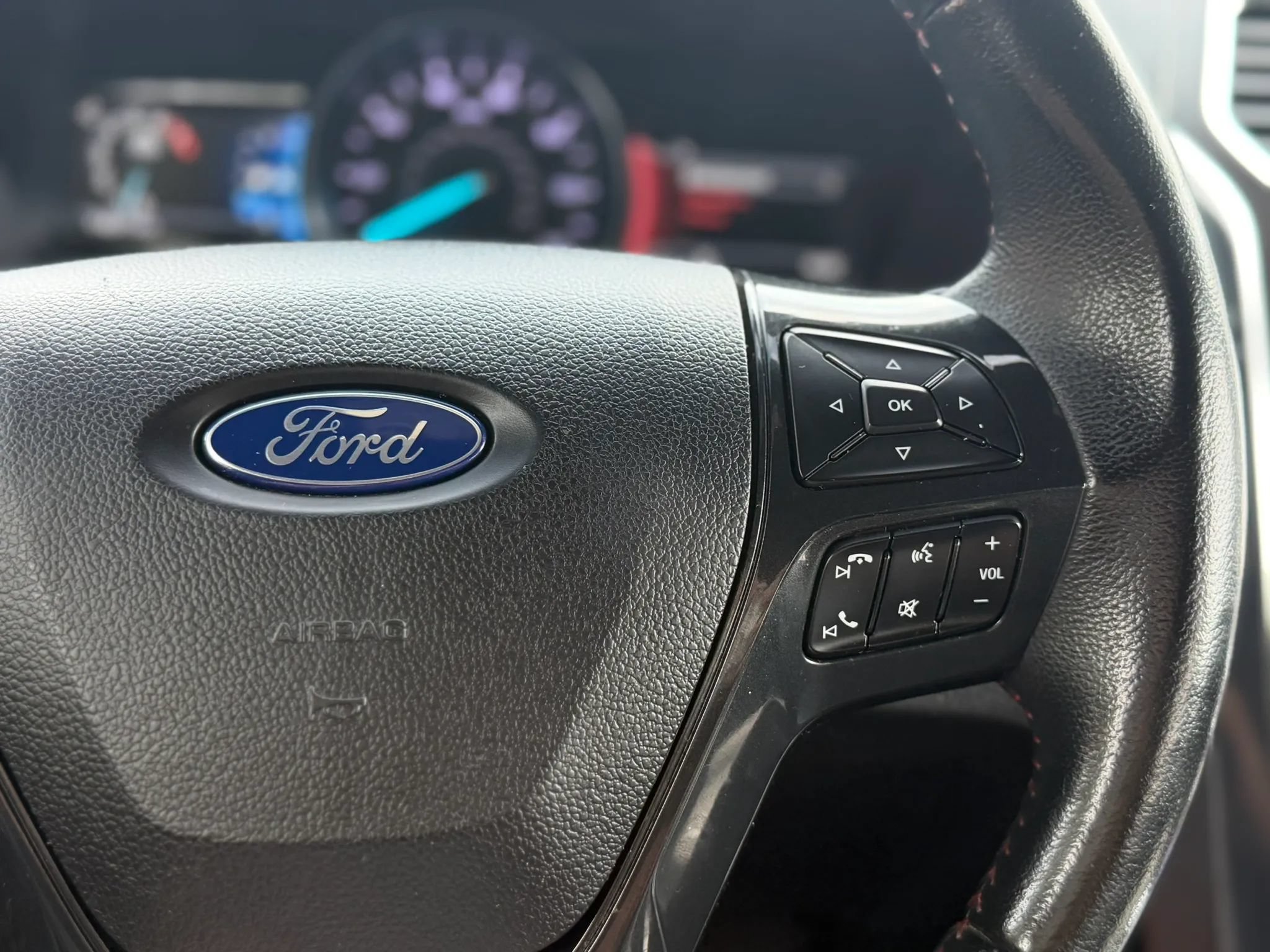 Used 2018 Ford Explorer Sport w/ Equipment Group 401A AWD/4WD image 41