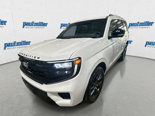 New 2027 Ford Expedition Platinum w/ Stealth Appearance Package AWD/4WD image 1