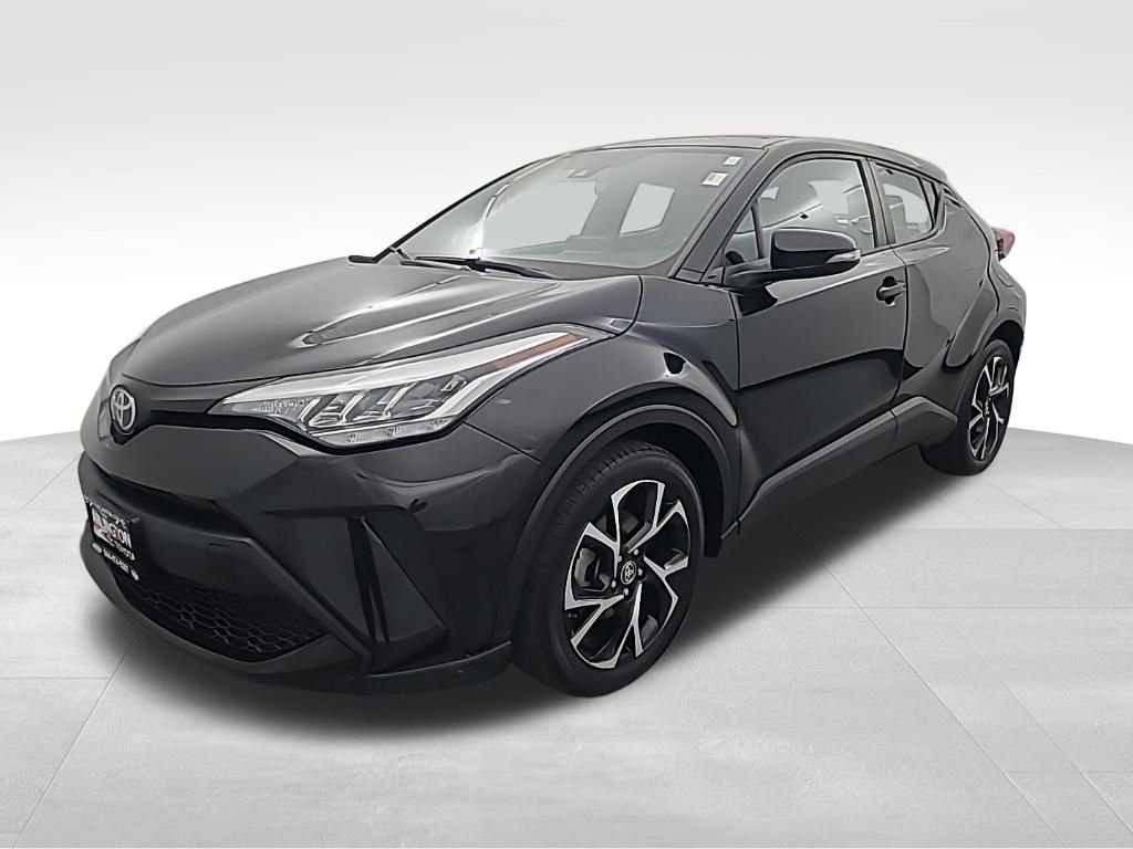 Used 2020 Toyota C-HR XLE image 7
