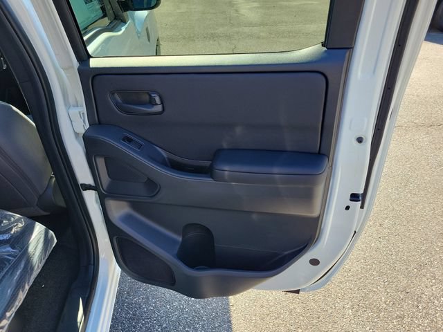 New 2026 Nissan Frontier SV w/ Tow Package RWD image 28