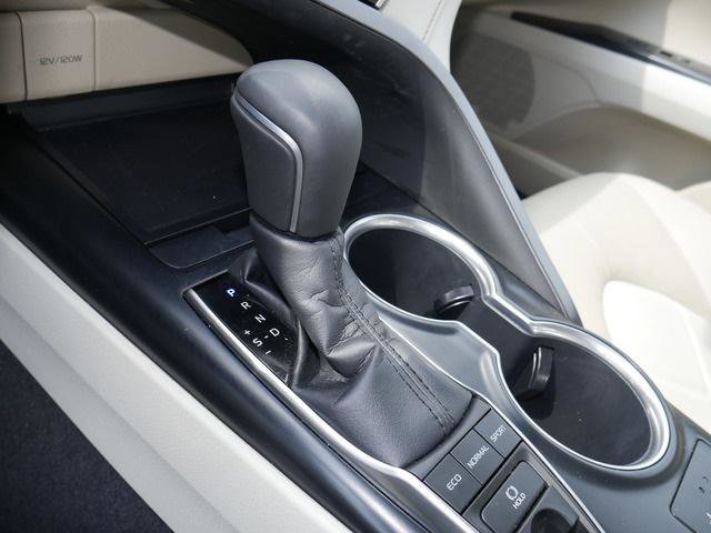 Certified 2018 Toyota Camry XLE FWD image 21