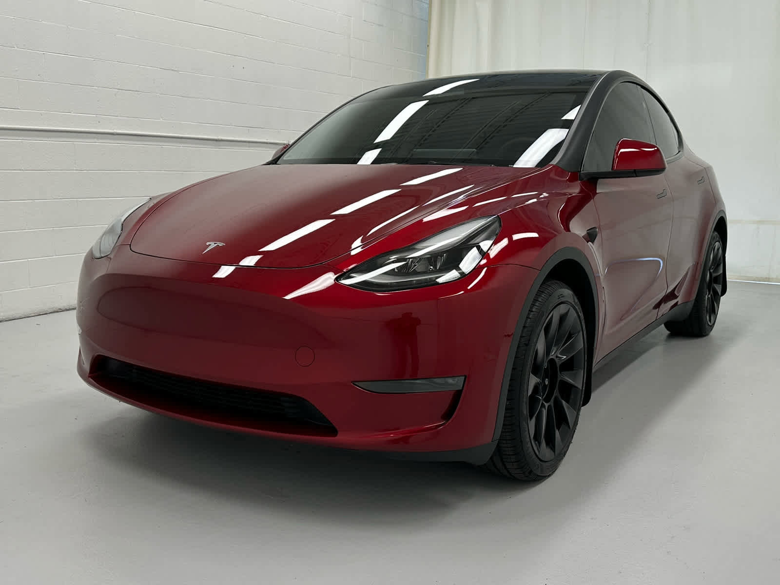 Used 2024 Tesla Model Y Long Range image 4