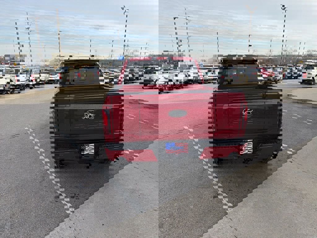 Used 2025 Ford F150 Lariat w/ Equipment Group 501A Mid image 4