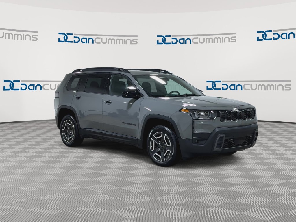 New 2026 Jeep Cherokee Laredo AWD/4WD image 2