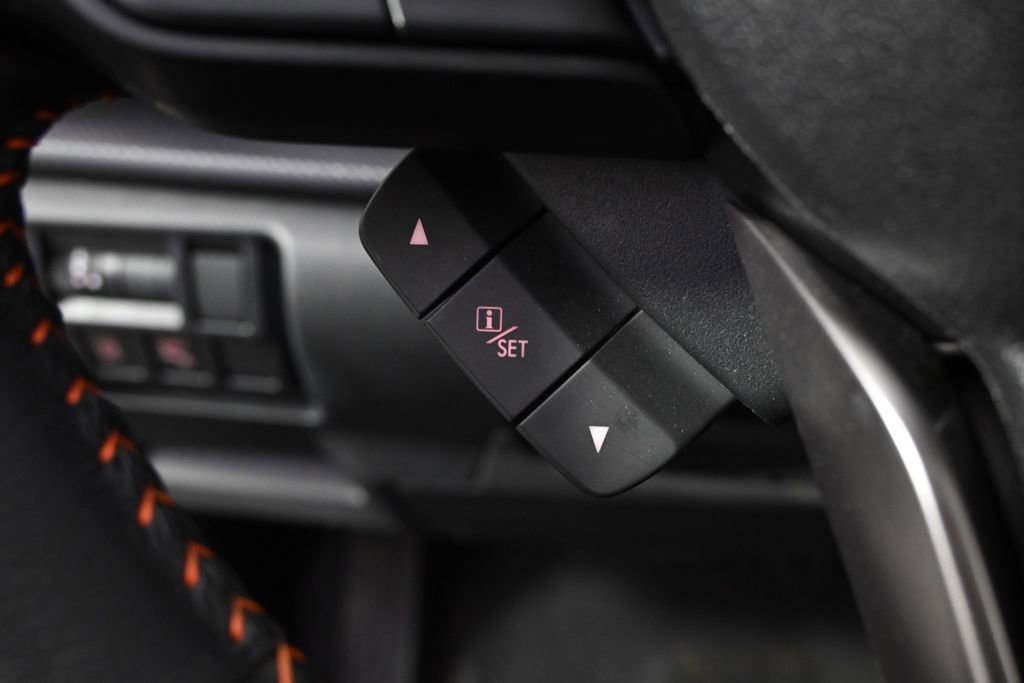 Used 2021 Subaru Crosstrek 2.0i Premium w/ Moonroof Package image 36