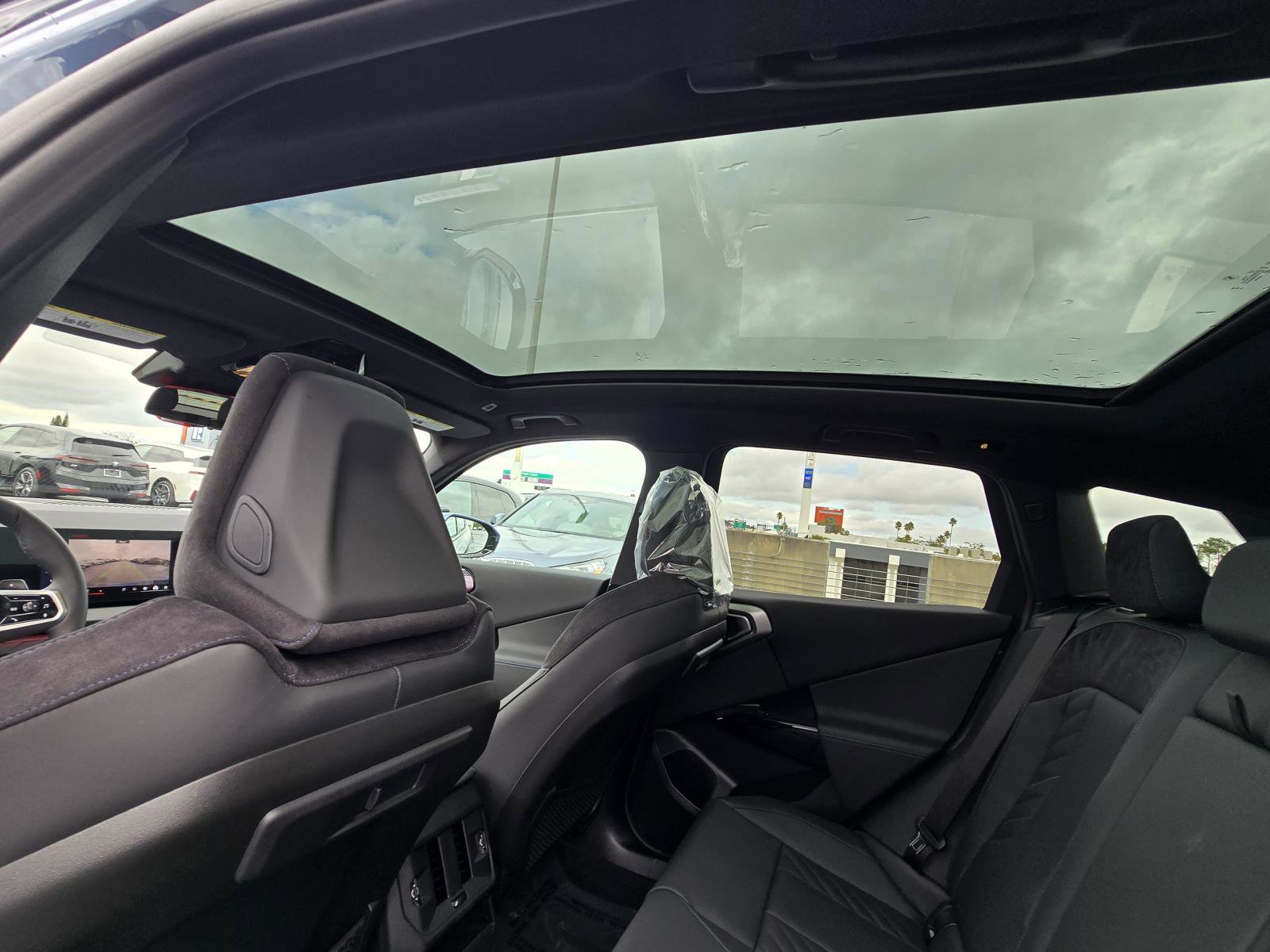 New 2026 BMW X3 xDrive30 w/ M Sport Package image 23