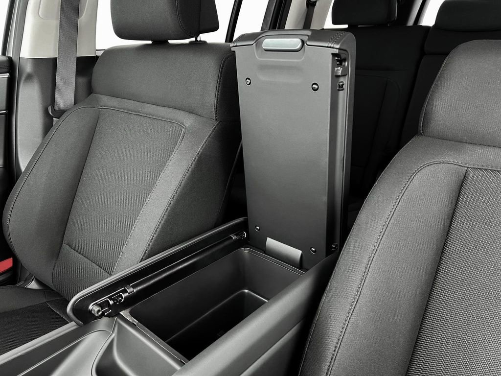 New 2025 Hyundai Santa Fe SE image 11