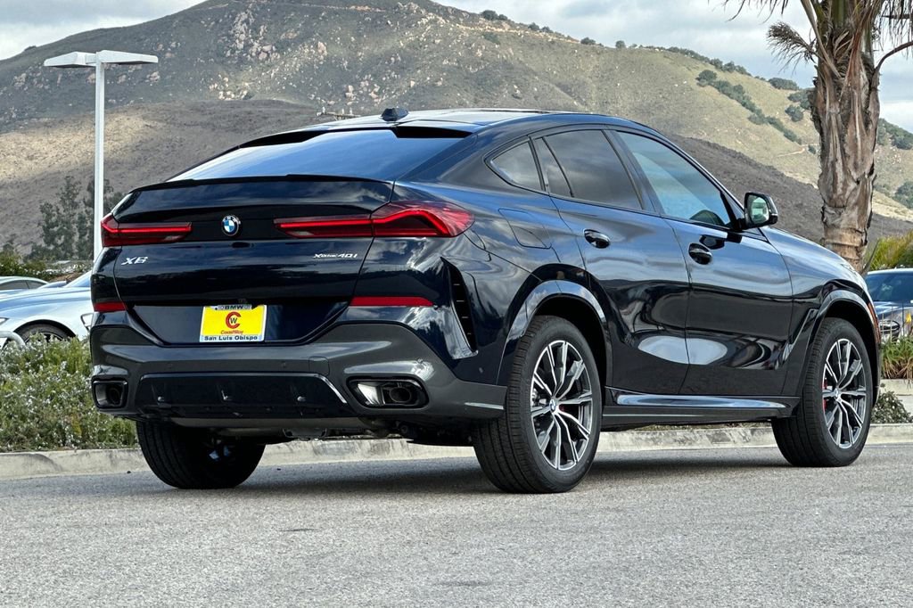 New 2026 BMW X6 xDrive40i w/ Climate Comfort Package image 3