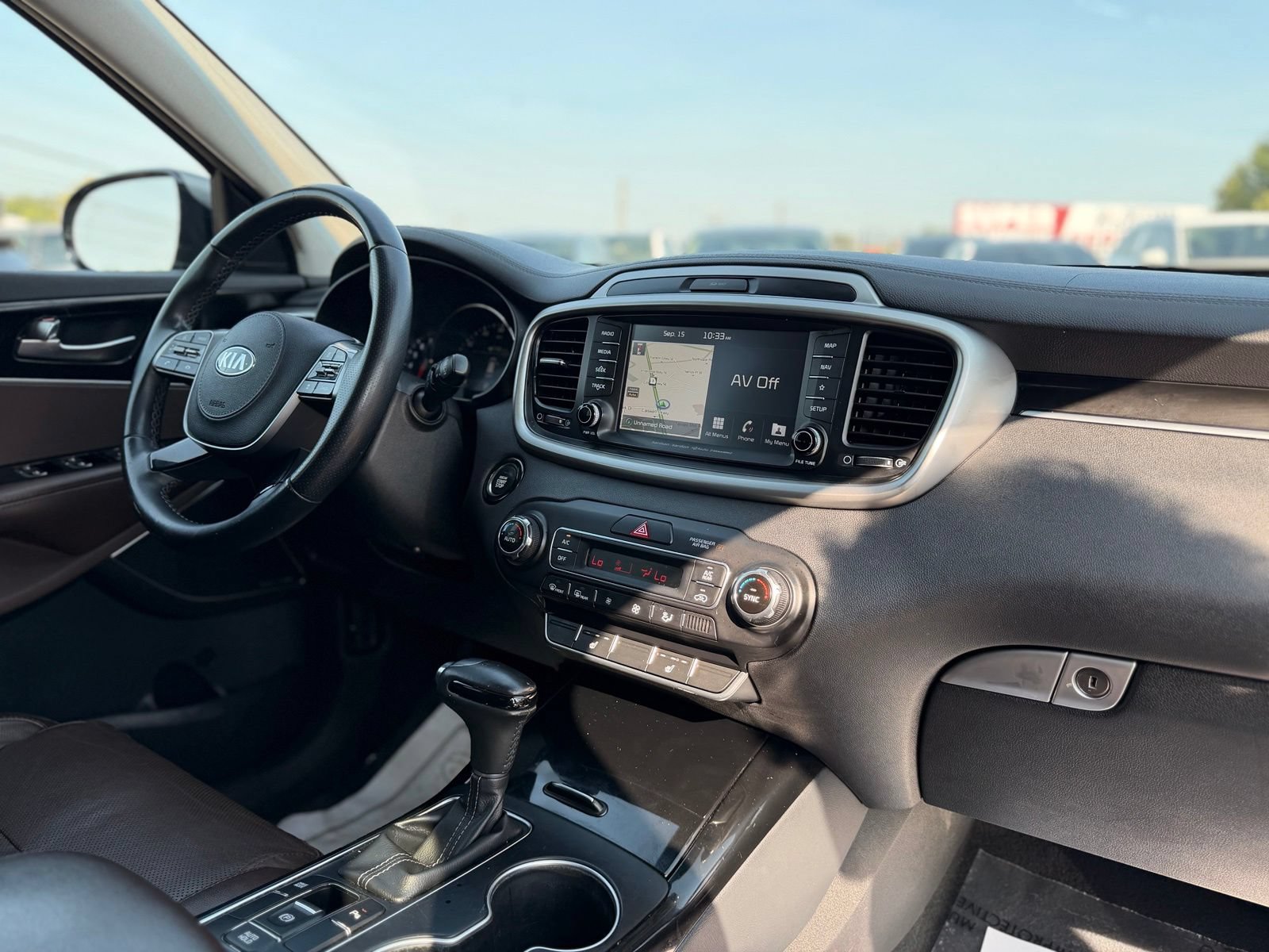 Used 2019 Kia Sorento SX FWD image 40