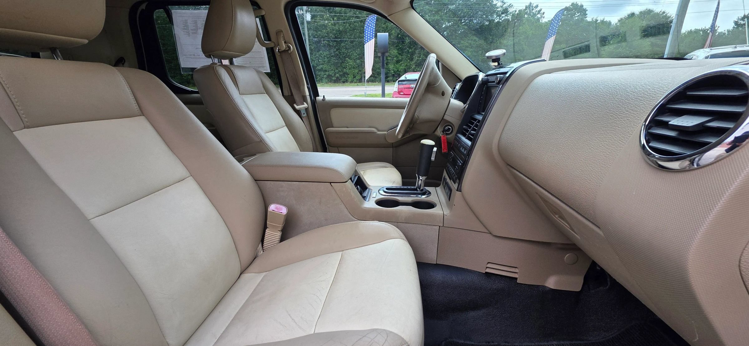 Used 2010 Ford Explorer Sport Trac Limited AWD/4WD image 14