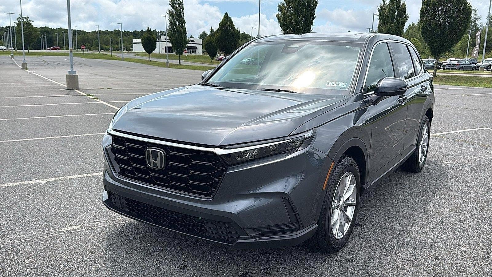 Used 2025 Honda CR-V EX image 13