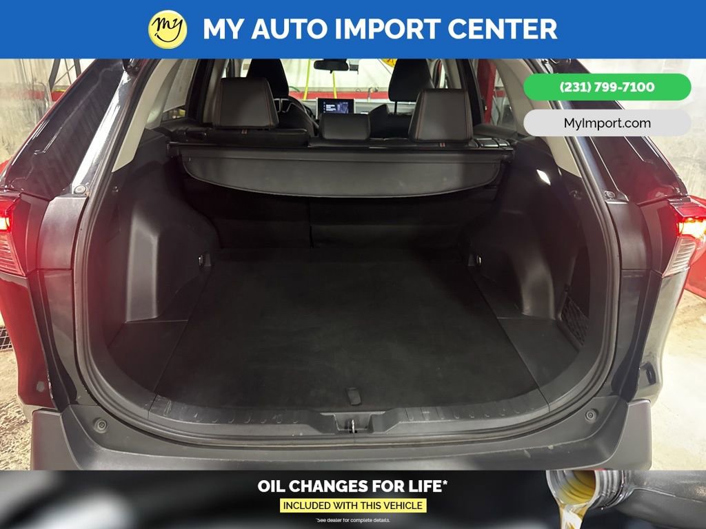 Used 2024 Toyota RAV4 Adventure image 27