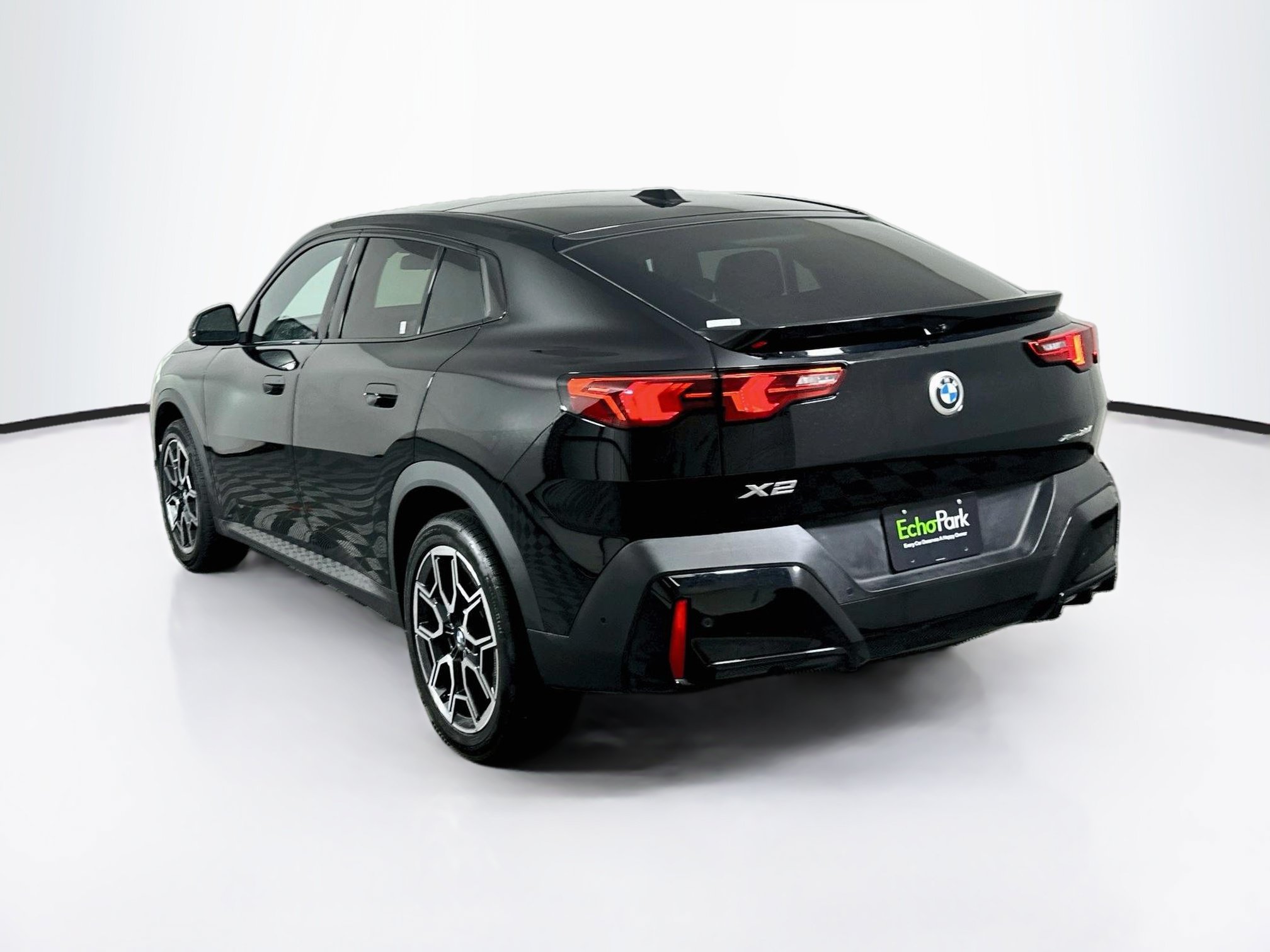 Used 2026 BMW X2 xDrive28i AWD/4WD image 5
