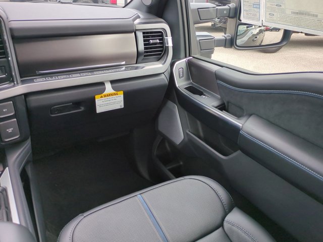 New 2026 Ford F350 4x4 Crew Cab Super Duty image 17