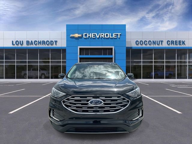 Used 2024 Ford Edge Titanium image 3
