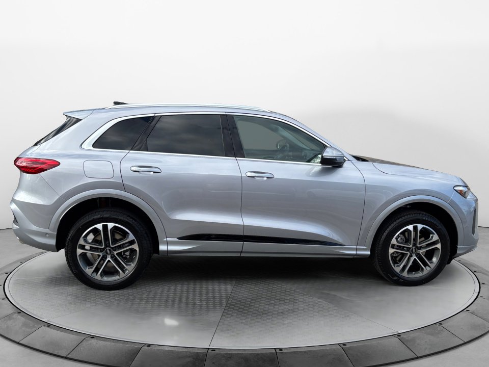 New 2025 Audi Q5 Premium Plus image 8